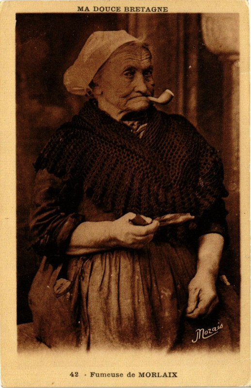 Carte postale ancienne Ma douce Bretagne-Fumeuse de Morlaix à Morlaix