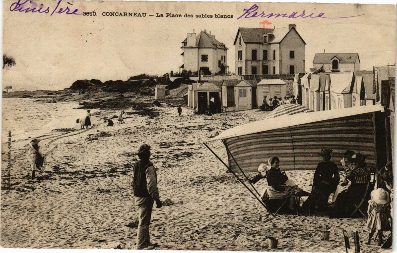 Carte postale ancienne Concarneau - La Plage des sables biancs à Concarneau