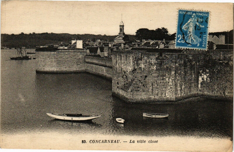Carte postale ancienne Concarneau - La Ville Close à Concarneau