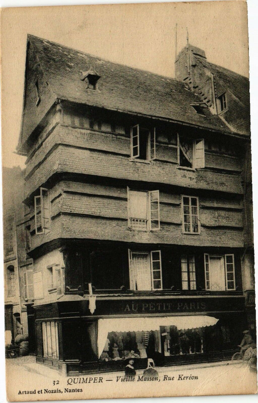 Carte postale ancienne Quimper - Vieille Maison Rue Kerion à Quimper