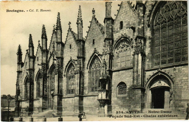 Carte postale ancienne Vitre Notre-Dame France à Vitré