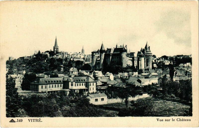 Carte postale ancienne Vitre Vue sur le Chateau France à Vitré