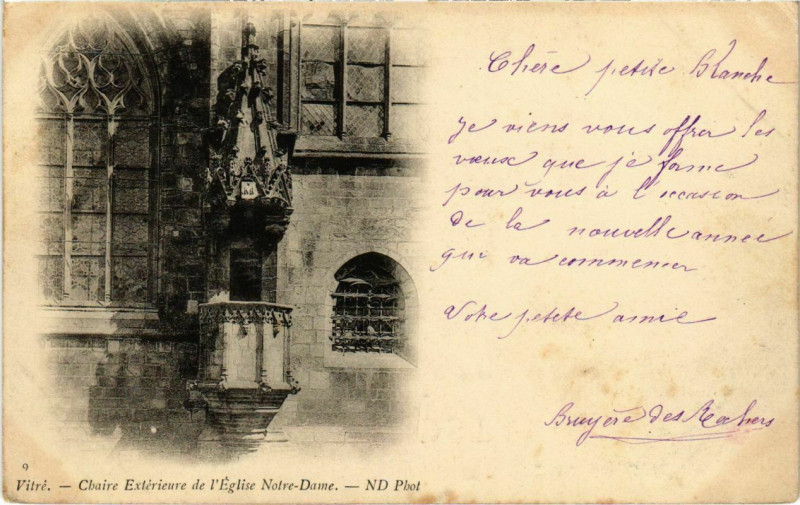 Carte postale ancienne Vitre Chaire Exterieure de l'Eglise N-D France à Vitré