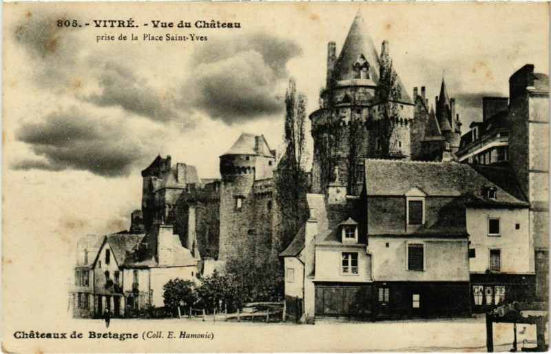 Carte postale ancienne Vitre Vue du Chateau France à Vitré