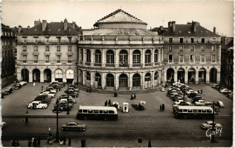 Carte postale ancienne Rennes Le Theatre France à Rennes