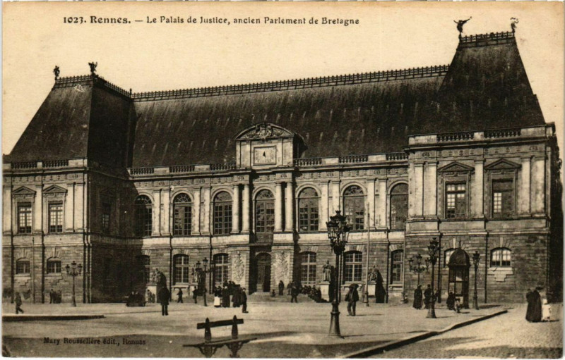 Carte postale ancienne Rennes Le Palais de Justice France à Rennes