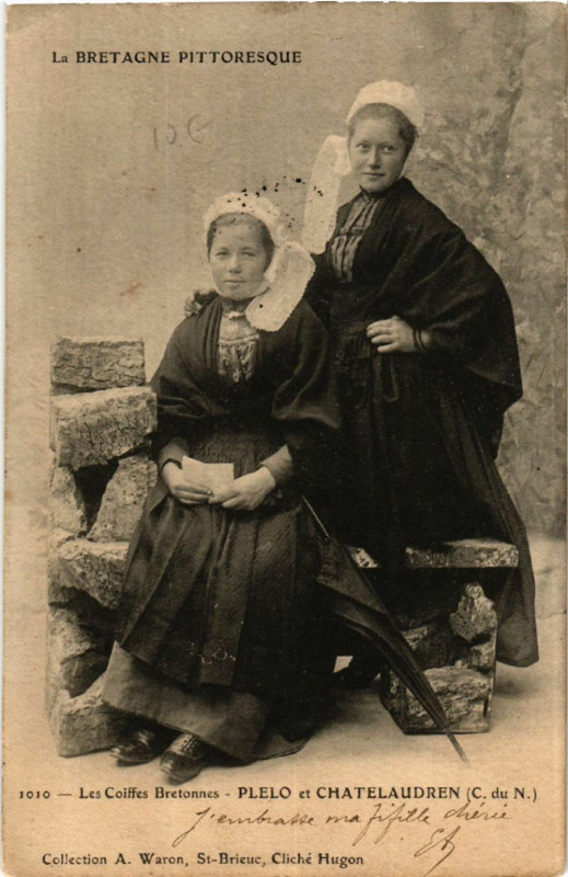 Carte postale ancienne Plelo et Chatelaudren - Les Coiffes Bretonnes - Folklore - Types à Plélo