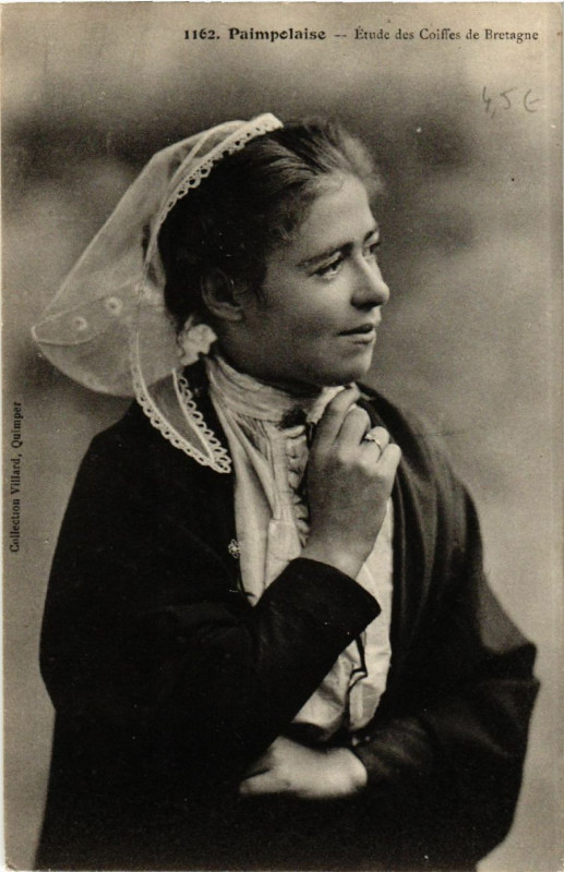 Carte postale ancienne Paimpol - PAIMPOLaise - Etude des Coiifes de Bretagne - Folklore à Paimpol