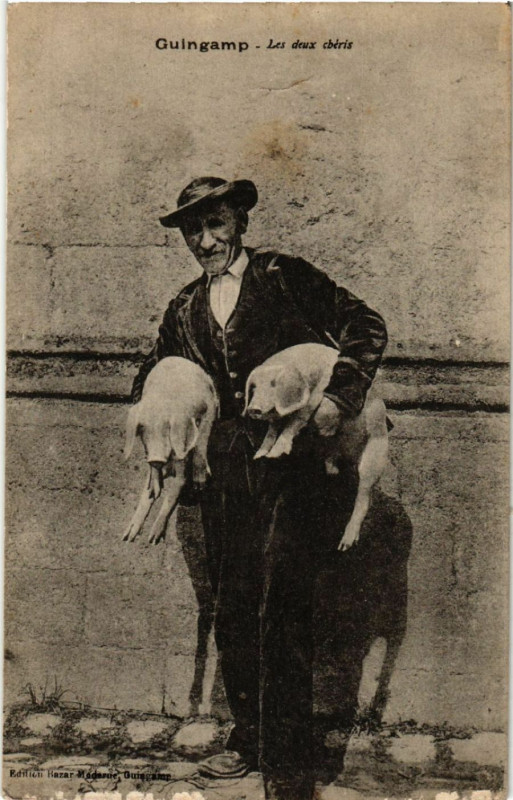 Carte postale ancienne Guingamp - Les deux chéris - Folklore - Type à Guingamp