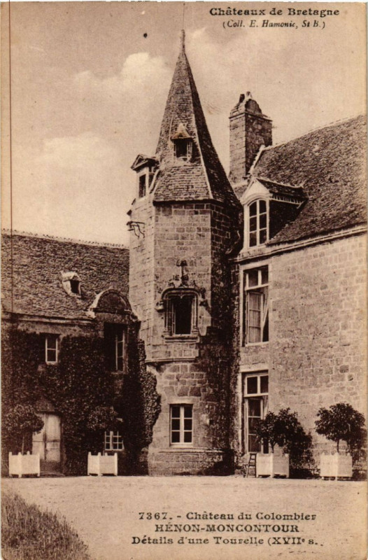 Carte postale ancienne Hénon - Château du Colombier détail d'une tourelle à Hénon