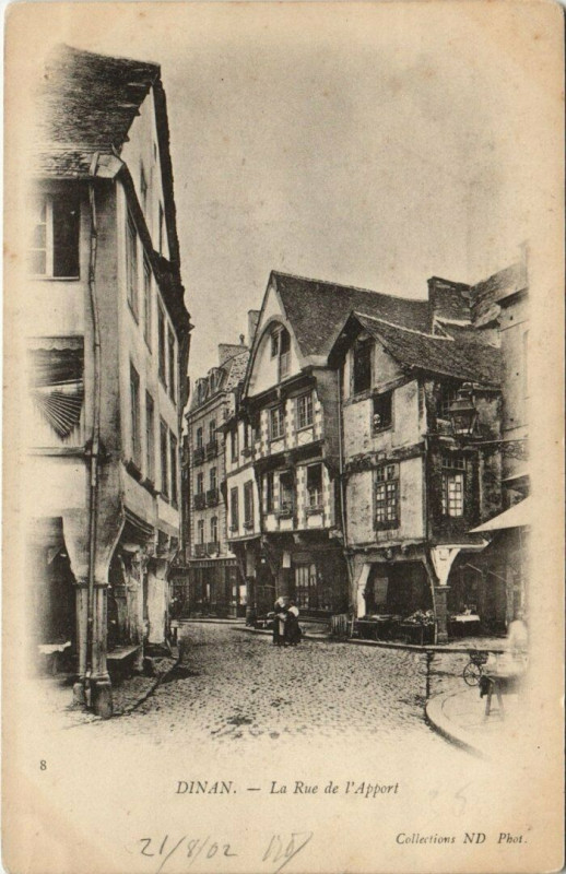 Carte postale ancienne Dinan - La Rue de l'Apport à Dinan