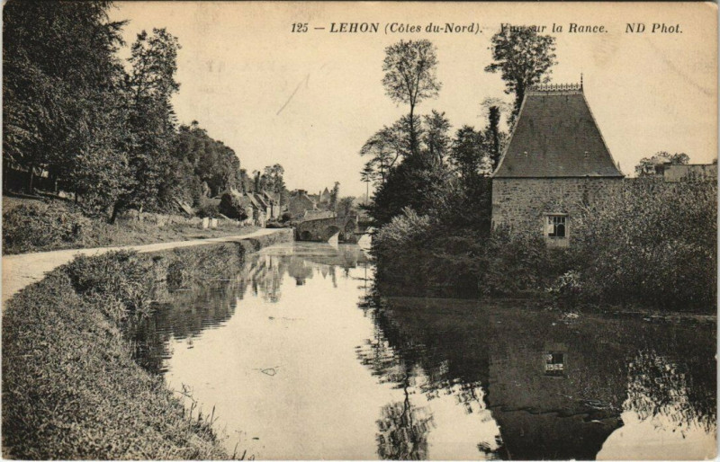Carte postale ancienne Lehon-Vue sur la Rance