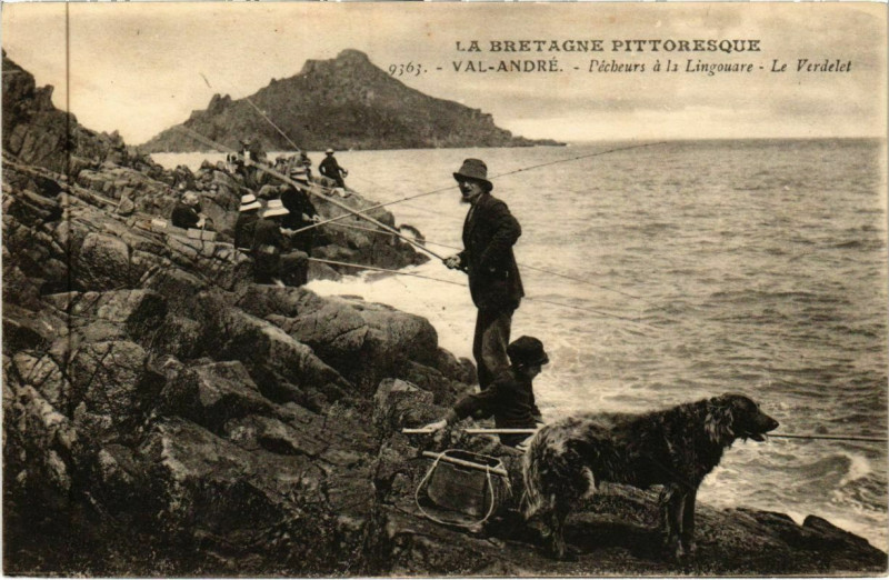 Carte postale ancienne Val-ANDRÃ - Pecheurs a la Lingouare