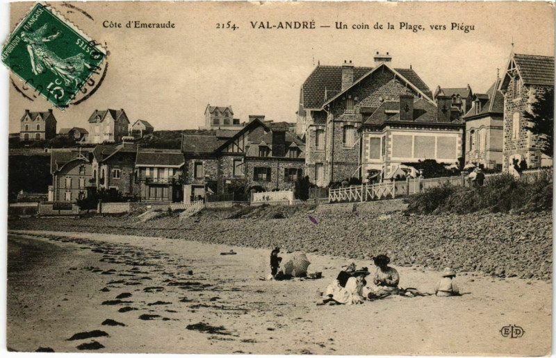 Carte postale ancienne Val-ANDRÃ - Un coin de la Plage