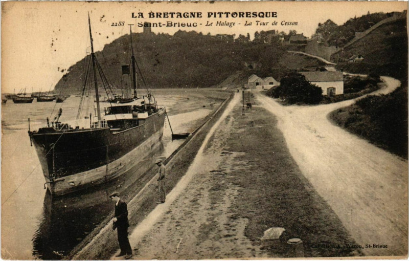 Carte postale ancienne Saint-Brieuc - Le Halage - La Tour de Cesson à Saint-Brieuc