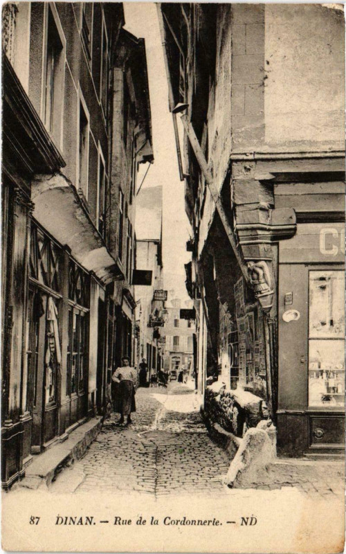 Carte postale ancienne Dinan - Rue de la Cordonnerie à Dinan