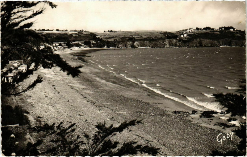 Carte postale ancienne Saint-Laurent-de-la-Mer - La Plage à Saint-Laurent