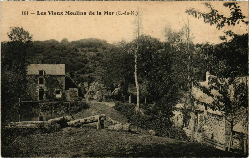 Carte postale ancienne Les Vieux Moulin de la Mer