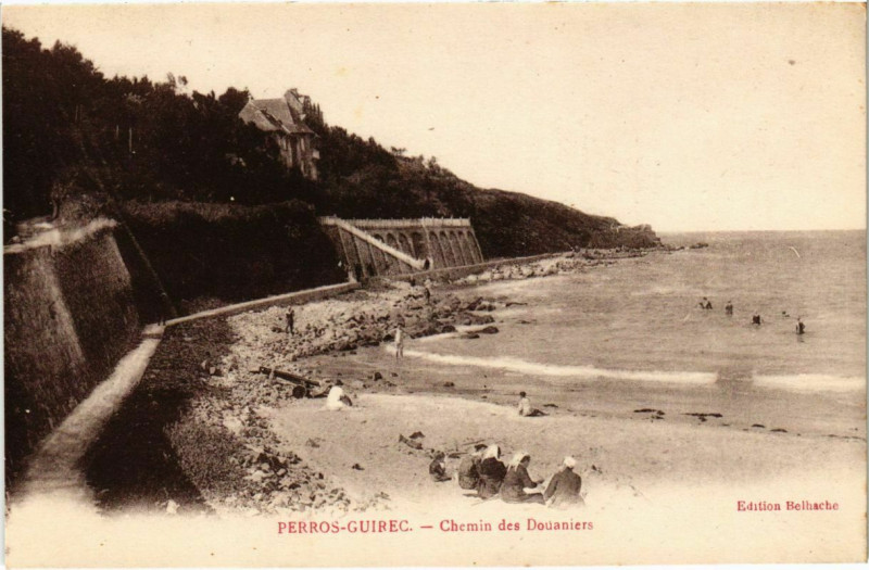 Carte postale ancienne Perros-Guirec - Chemin des Douaniers à Perros-Guirec