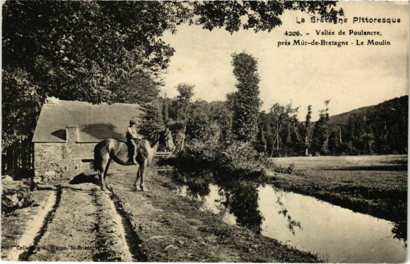Carte postale ancienne Mur de Bretagne - Le Moulin