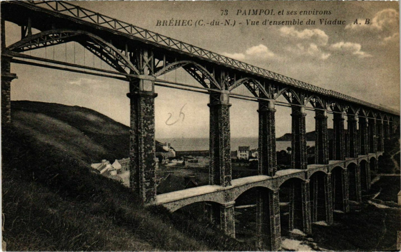 Carte postale ancienne Paimpol - Brehec - Vue d'Ensemble du Viaduc à Paimpol