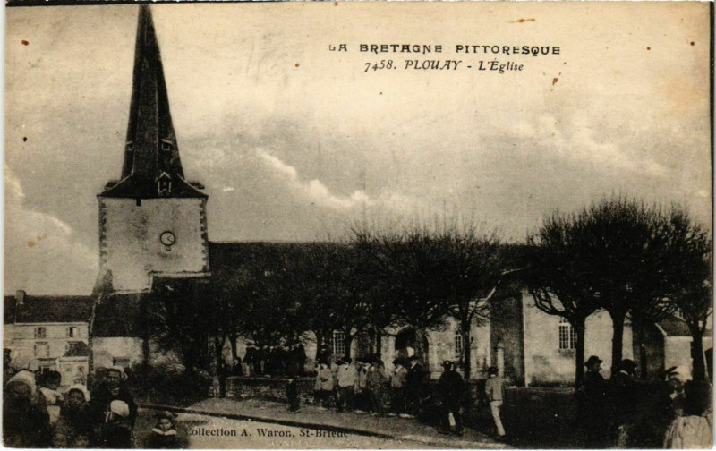 Carte postale ancienne Plouay - L'Eglise
