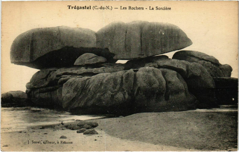 Carte postale ancienne Tregastel - Les Rochers à Trégastel