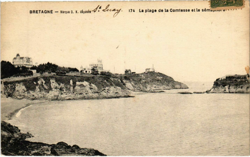 Carte postale ancienne La Plage de la Comtesse et le semaphore