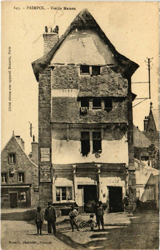 Carte postale ancienne Paimpol - Vieille Maison à Paimpol