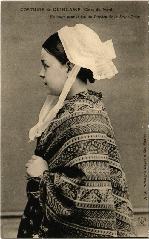 Carte postale ancienne Costume de Guingamp à Guingamp
