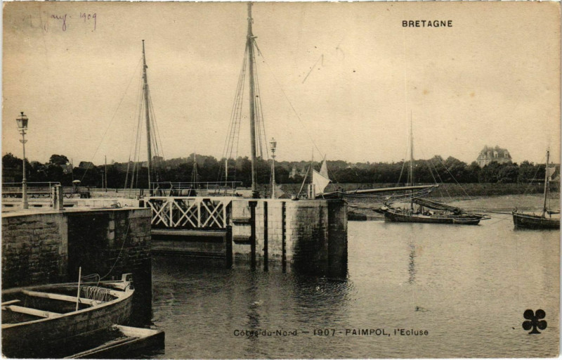 Carte postale ancienne Paimpol - L'Ecluse à Paimpol