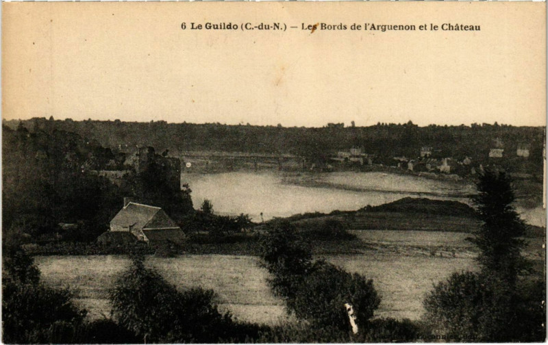 Carte postale ancienne Le Guildo - Les Bords de l'Arguenon