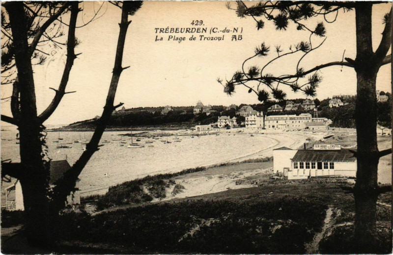 Carte postale ancienne Trebeurden - La Plage de Trozoul à Trébeurden