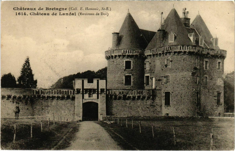 Carte postale ancienne Château de Landal à Broualan