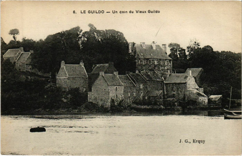 Carte postale ancienne Le Guildo - Un coin du Vieux Guildo