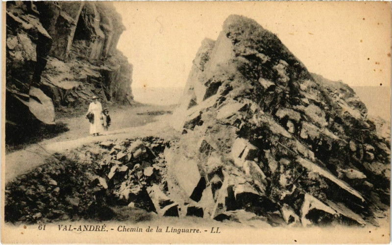 Carte postale ancienne Val-Andre - Chemin de la Linguarre