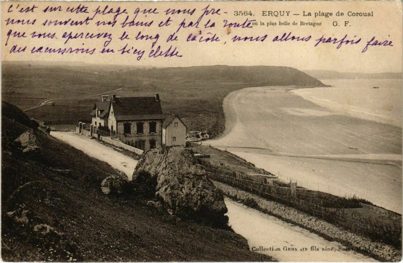 Carte postale ancienne Erquy - La Plage de Coroual à Erquy