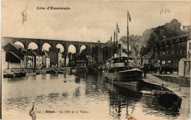 Carte postale ancienne Dinan - Le Port et le Viaduc à Dinan