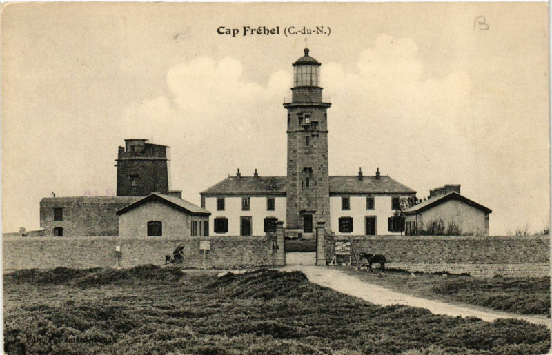 Carte postale ancienne Cap Frehel - Le Phare à Fréhel