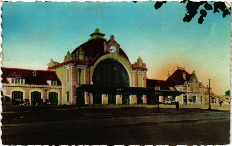 Carte postale ancienne Saint-Brieuc - La Gare à Saint-Brieuc