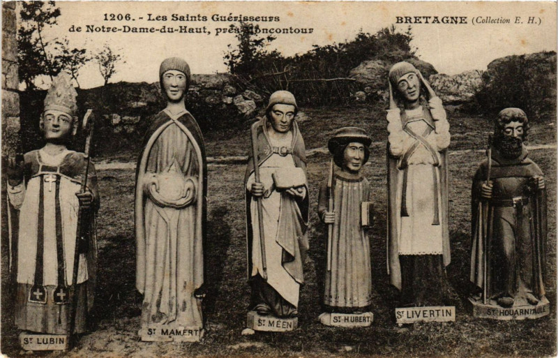 Carte postale ancienne Les Sts Guérisseurs de Notre-Dame de Haut - pres Moncontour à Moncontour
