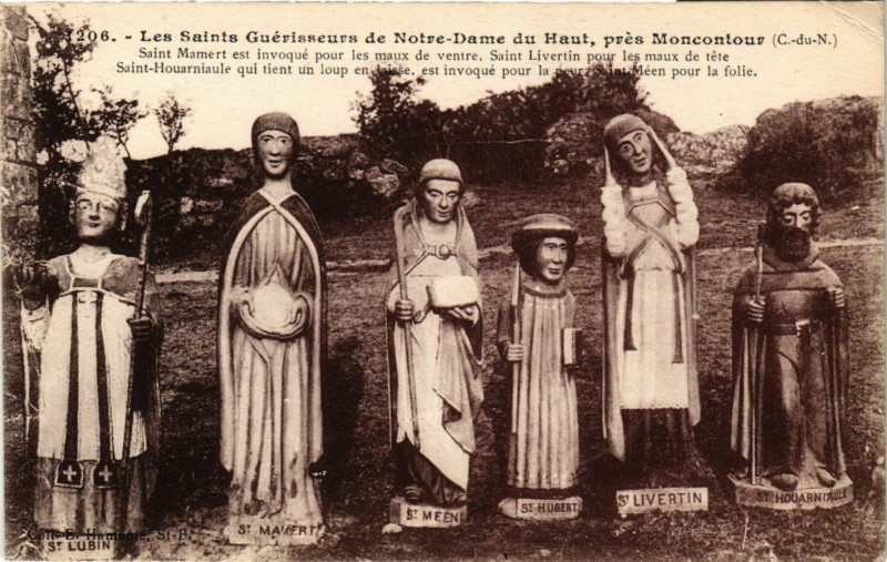 Carte postale ancienne Les Sts Guérisseurs de Notre-Dame de Haut - pres Moncontour à Moncontour