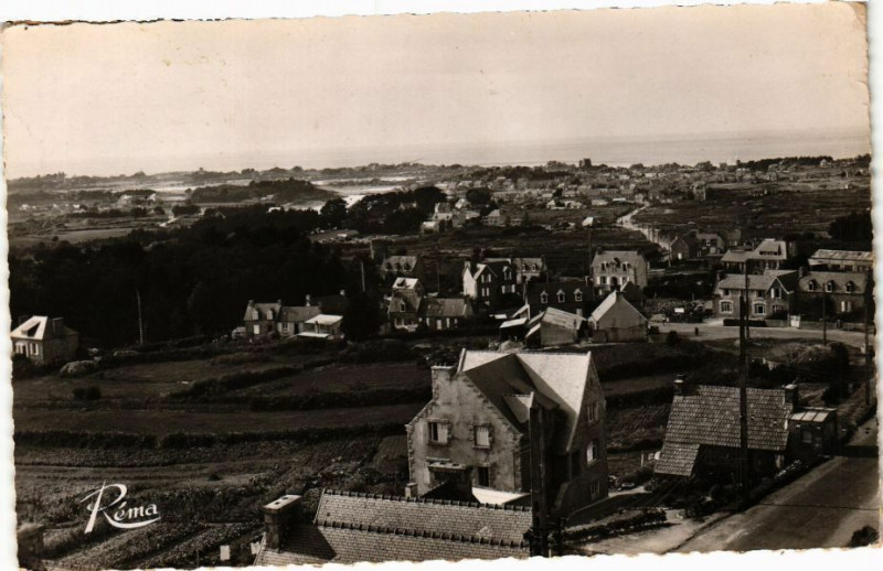 Carte postale ancienne La Clarte Ploumanach - Vue Générale
