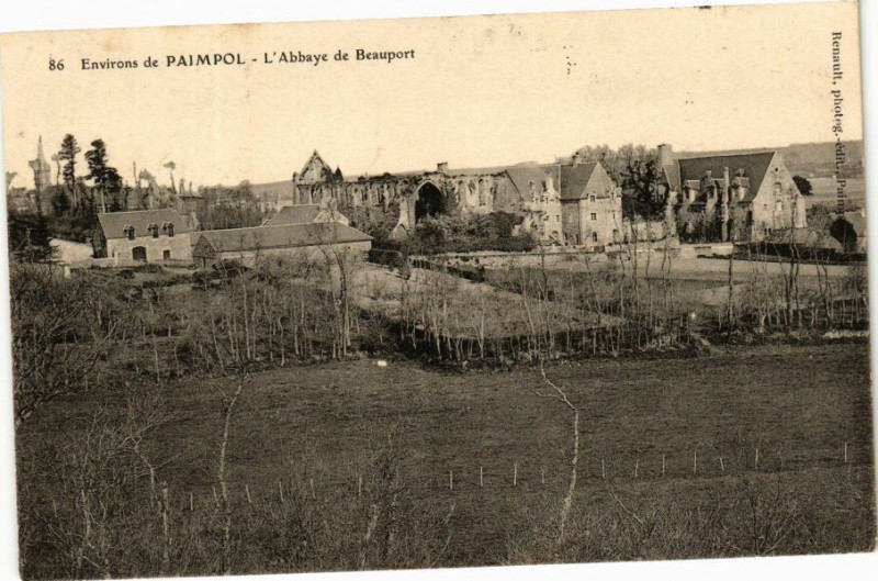 Carte postale ancienne Environs de Paimpol - L'Abbaye de Beauport à Paimpol