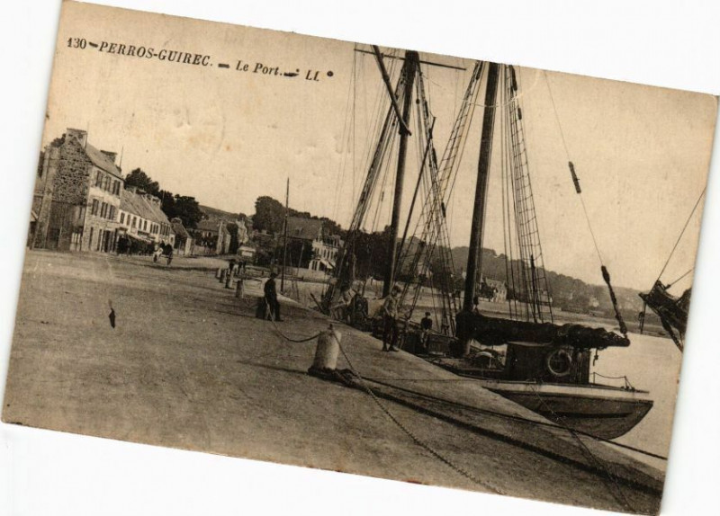 Carte postale ancienne Perros-Guirec - Le Port à Perros-Guirec