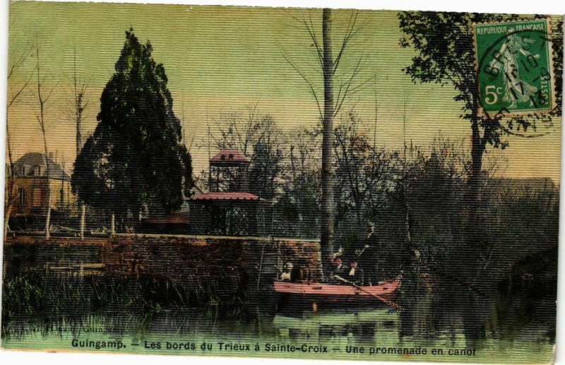 Carte postale ancienne Guingamp - Les bords du Trieux a Ste-Croix - Une promenade à Guingamp