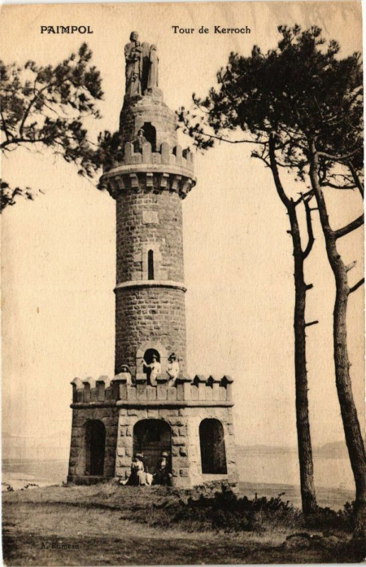 Carte postale ancienne Paimpol - Tour de Kerroch à Paimpol