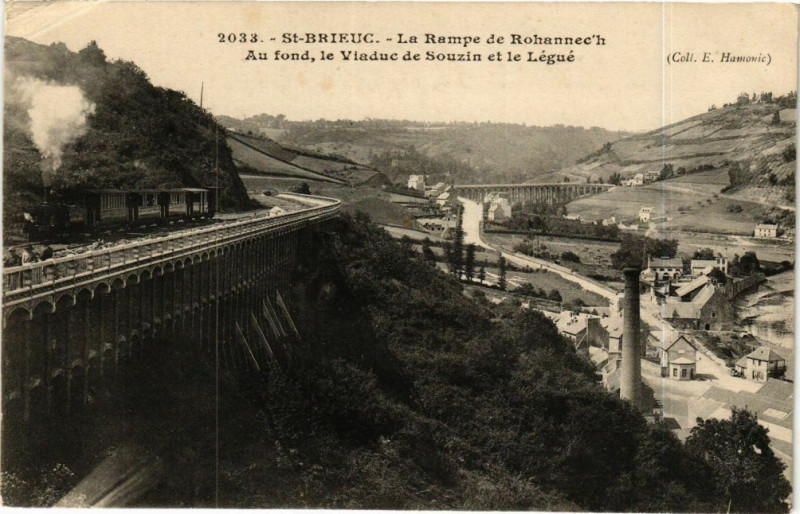 Carte postale ancienne Saint-Brieuc-La Rampe de Rohannech à Saint-Brieuc