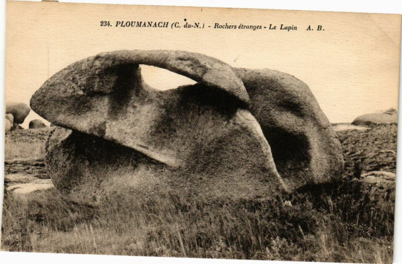 Carte postale ancienne Ploumanach-Rochers étranges-Le Lapin