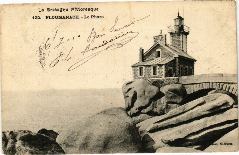 Carte postale ancienne Ploumanach-Le Phare